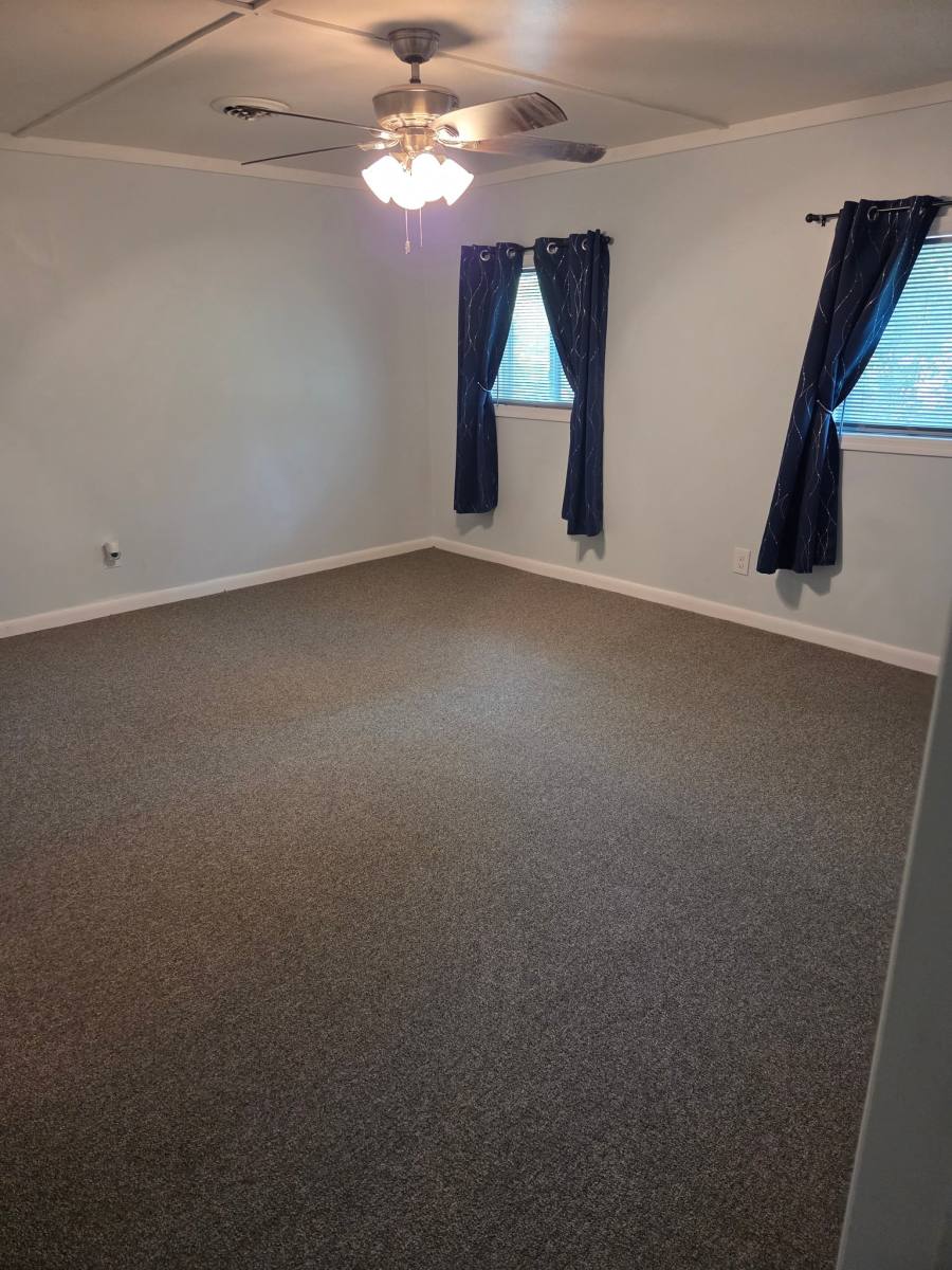 Apartment for rent at 402 Pinecrest St, Carthage, NC 28327