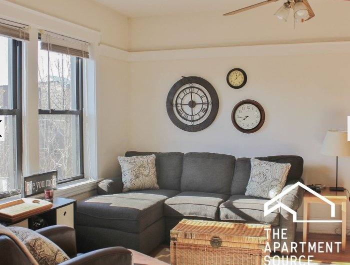 Apartment for rent at 2606 W Gunnison St #3, Chicago, IL 60625