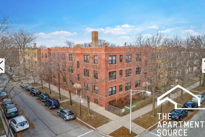 Apartment for rent at 2612 W Gunnison St #2, Chicago, IL 60625