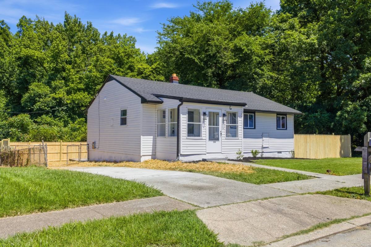 House for rent at 2009 Longview Ave, Rosedale, MD 21237