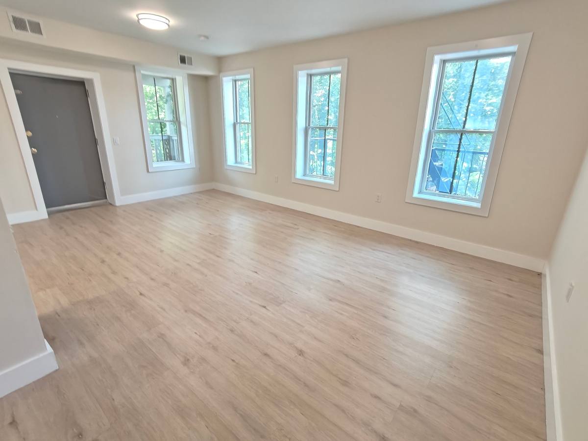 Apartment for rent at 110 W Broadway #1, Paterson, NJ 07522
