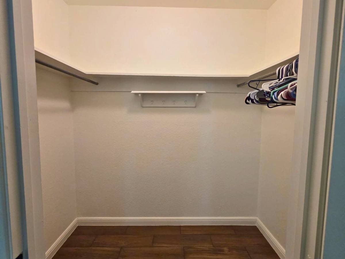House for rent at 209 Eller Ave, Crowley, TX 76036