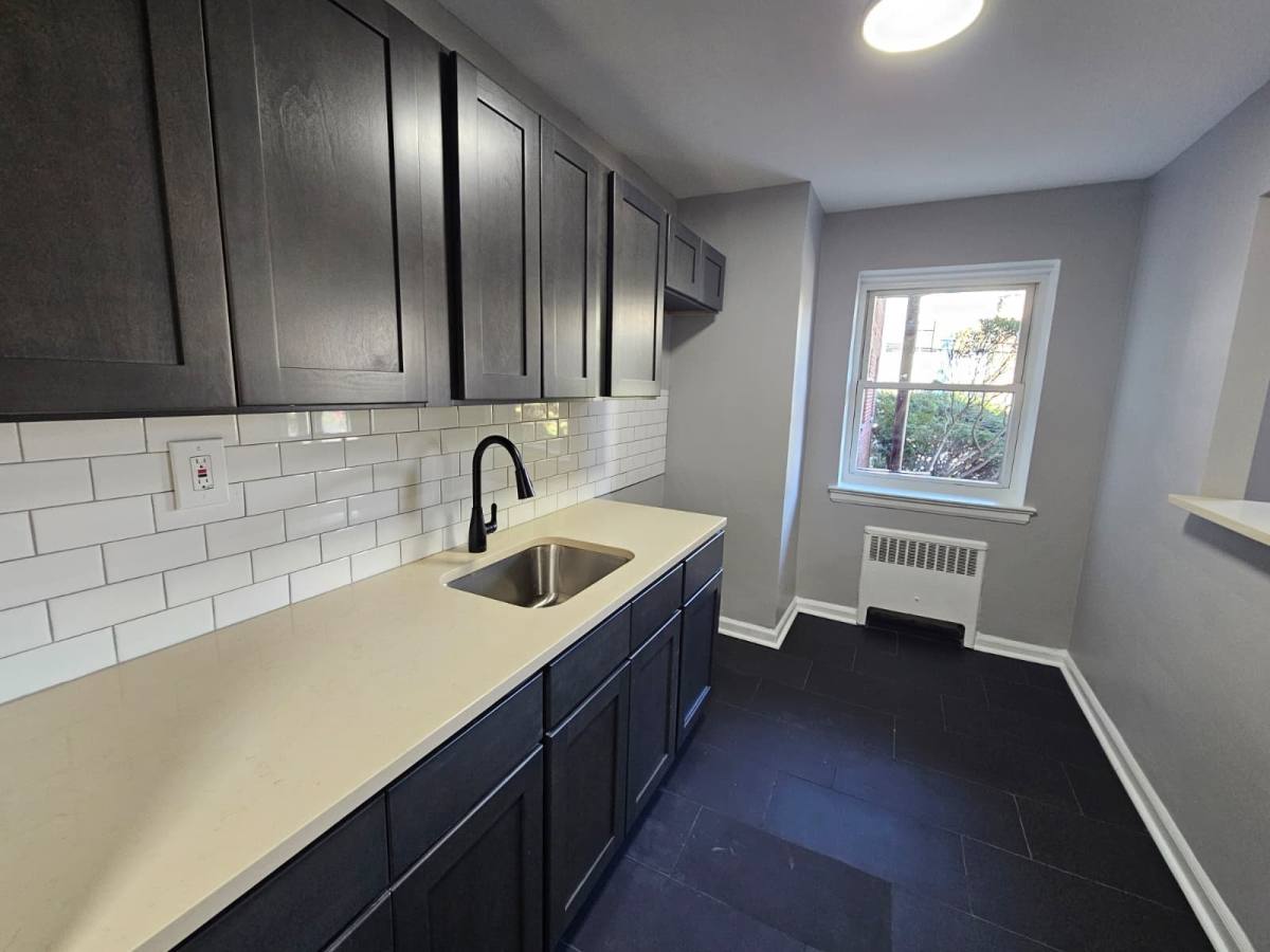 Apartment for rent at 1280 Clinton Ave #1, Irvington, NJ 07111