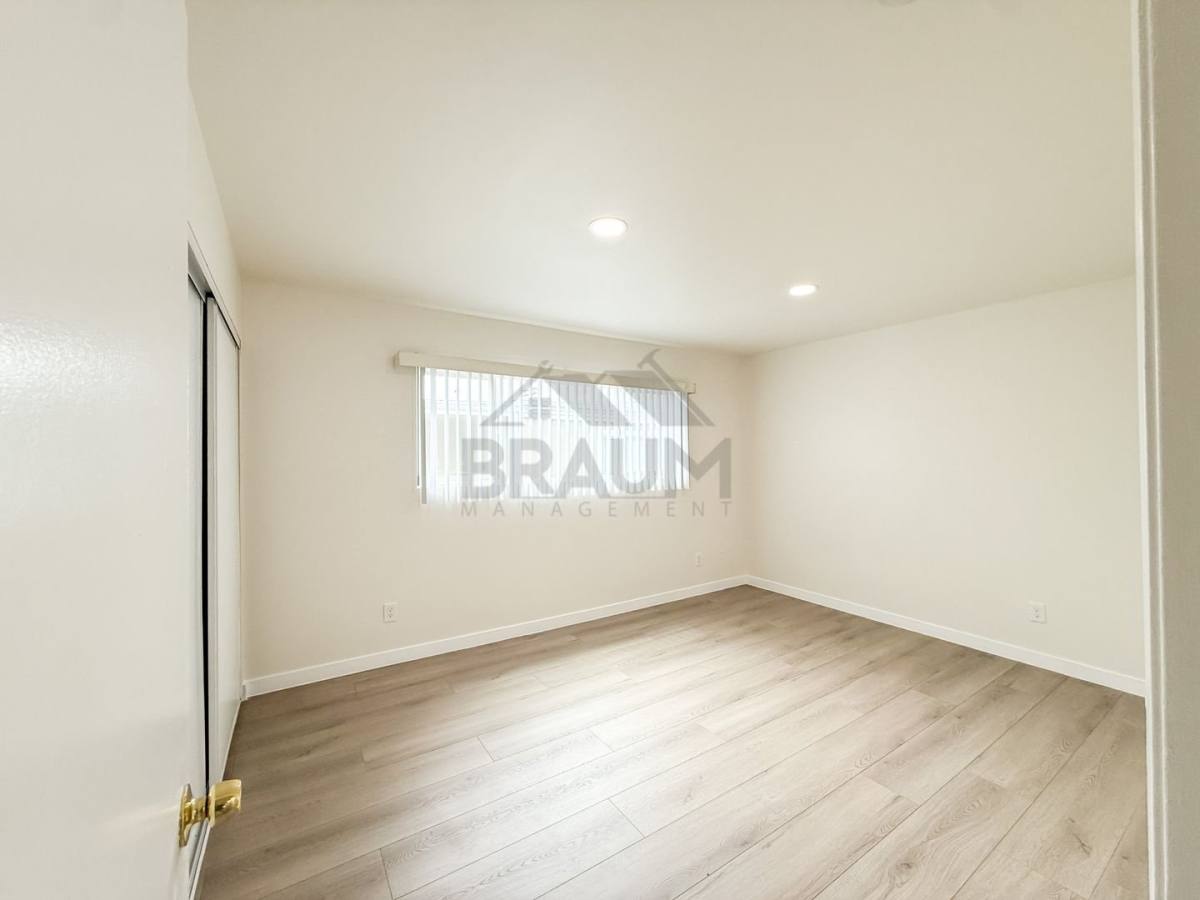 Apartment for rent at 15000 Burbank Blvd #202, Van Nuys, CA 91411