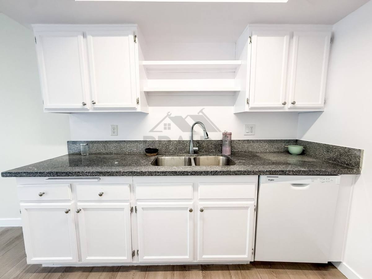 Apartment for rent at 15000 Burbank Blvd #202, Van Nuys, CA 91411