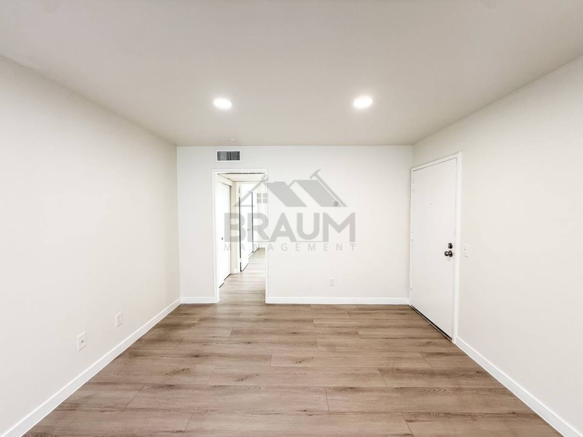 Apartment for rent at 15000 Burbank Blvd #202, Van Nuys, CA 91411