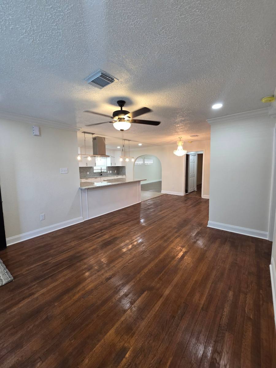 House for rent at 719 Burke Rd, Pasadena, TX 77506