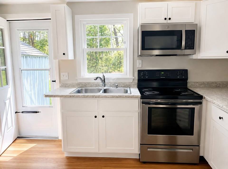 Townhouse for rent at 98B Burnell Dr, Yarmouth, ME 04096