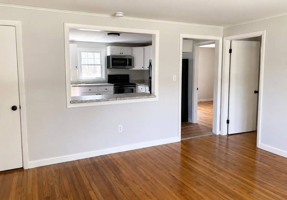 Townhouse for rent at 98B Burnell Dr, Yarmouth, ME 04096