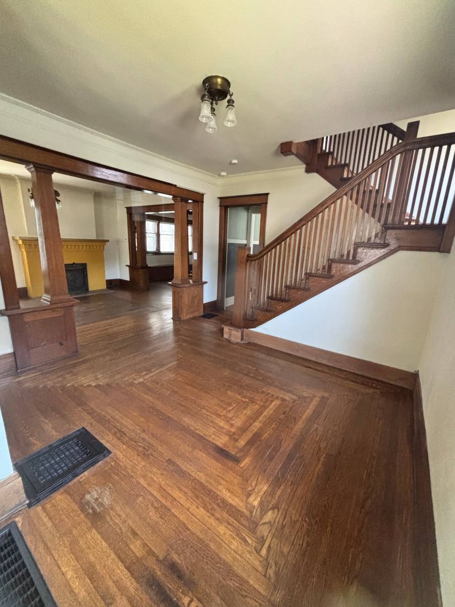 House for rent at 719 Wheaton Ave, Kalamazoo, MI 49008