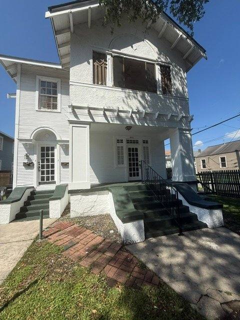 Apartment for rent at 4001 Banks St #1, New Orleans, LA 70119