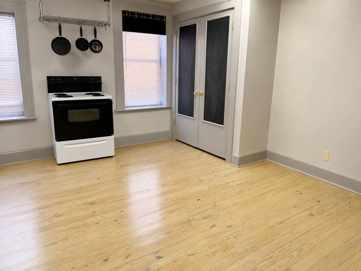 Apartment for rent at 12 N Main St #4, Madisonville, KY 42431