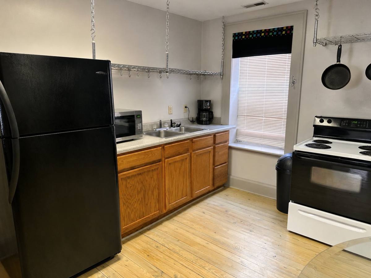 Apartment for rent at 12 N Main St #4, Madisonville, KY 42431