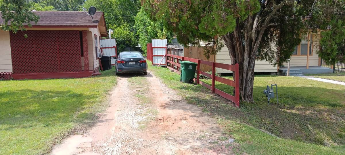 House for rent at 8113 Hezekiah Lane, Houston, TX 77088