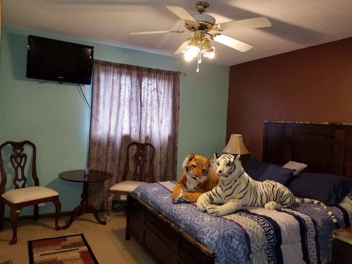 Condo for rent at 1541 Park Place Dr, Westerville, OH 43081