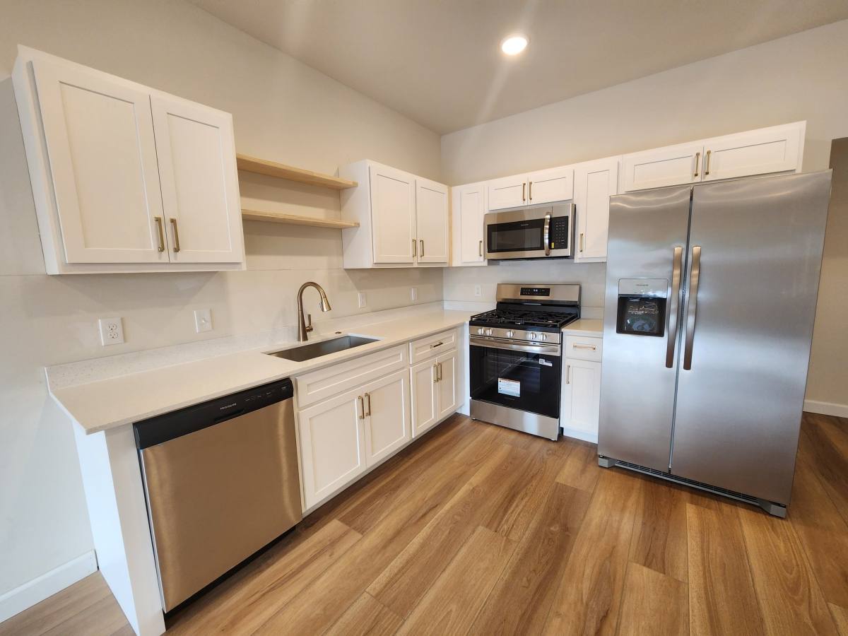 Townhouse for rent at 104 S Walnut St, Edmond, OK 73003