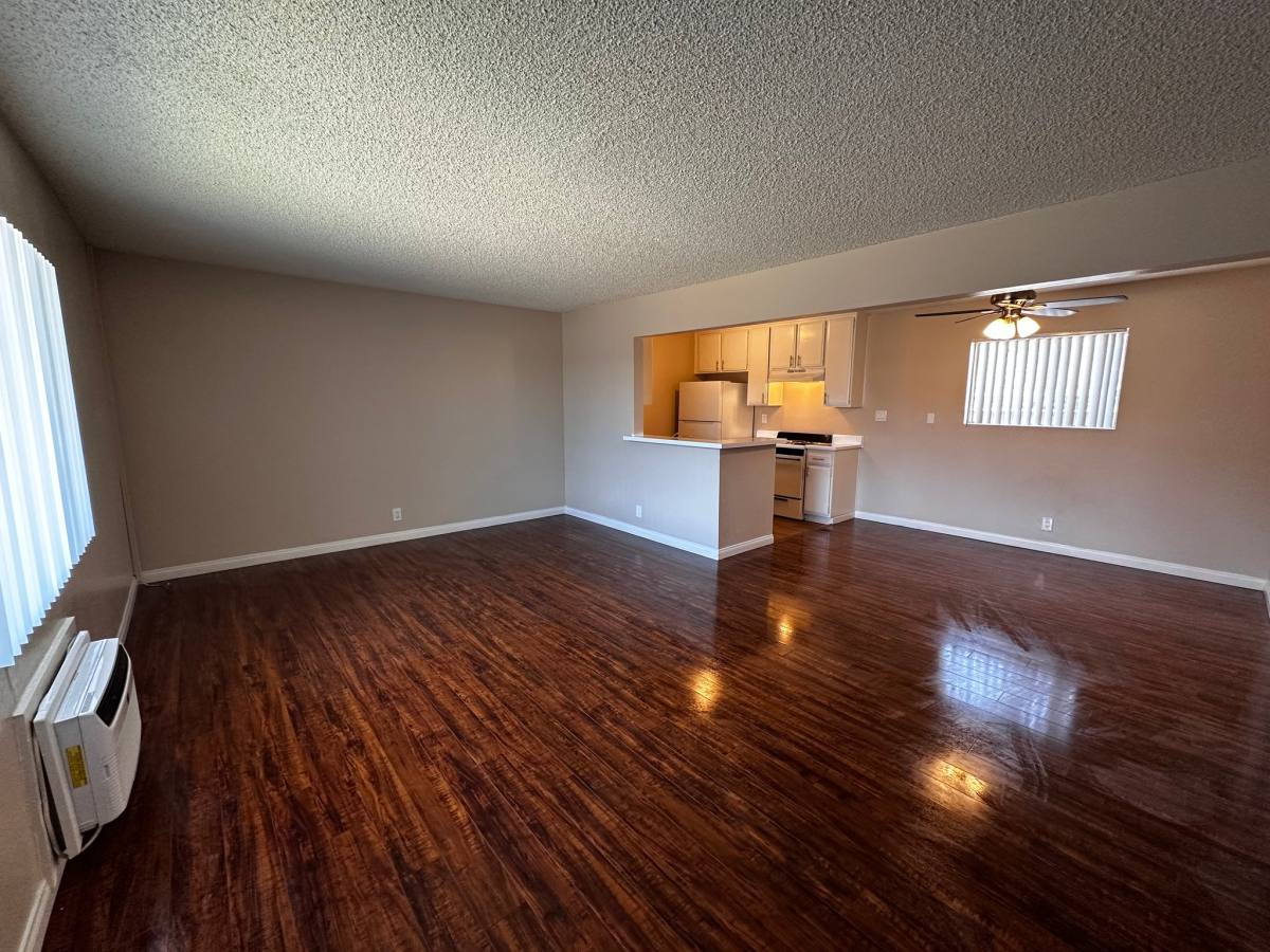 Apartment for rent at 5130 Glendora Ave #3, Covina, CA 91724
