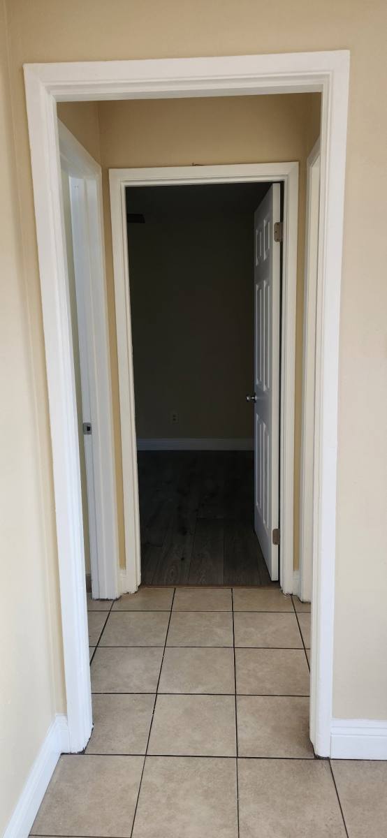 Apartment for rent at 1131 W Highland St E, Santa Ana, CA 92703