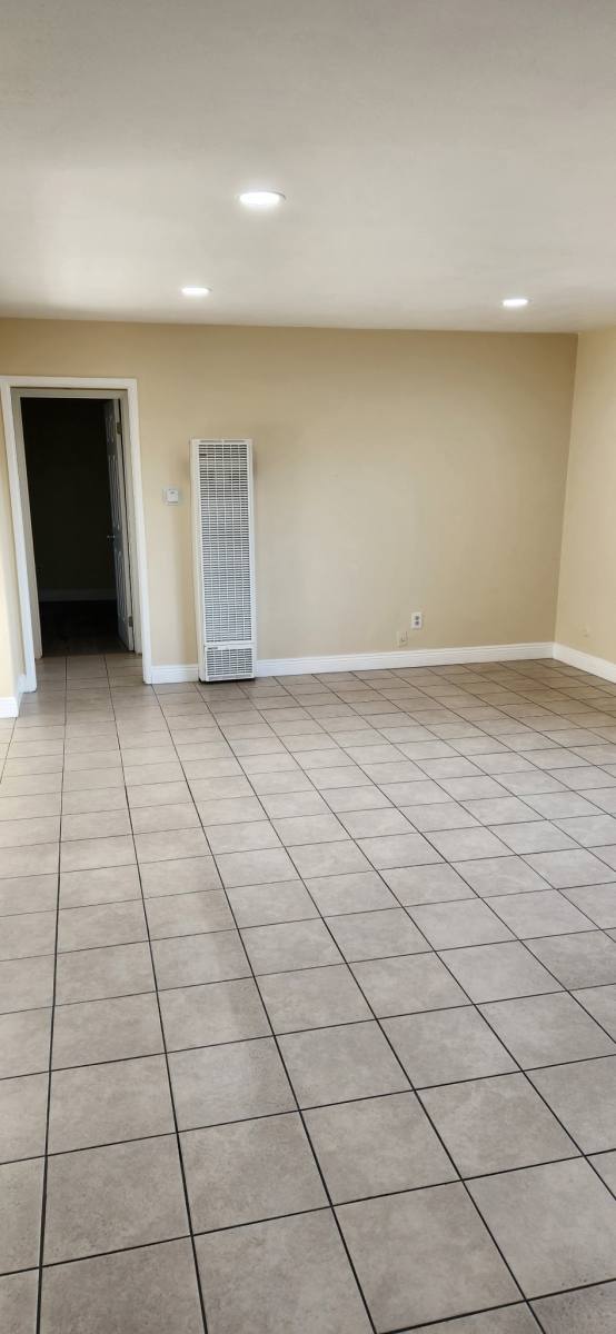 Apartment for rent at 1131 W Highland St E, Santa Ana, CA 92703