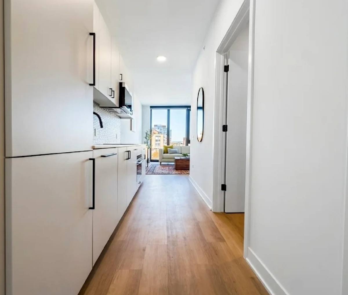 Apartment for rent at 1001 W Grand Ave, Chicago, IL 60642