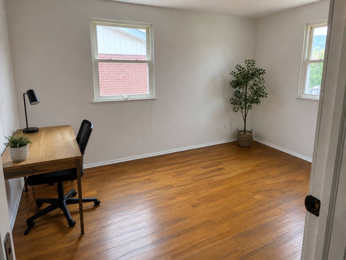 Townhouse for rent at 1317 Barnett Rd, Columbus, OH 43227