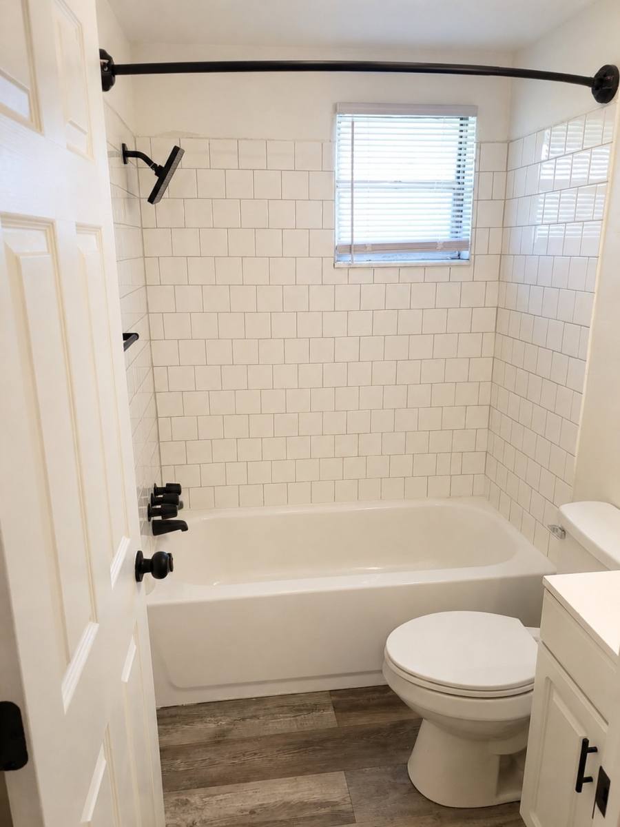Townhouse for rent at 1317 Barnett Rd, Columbus, OH 43227