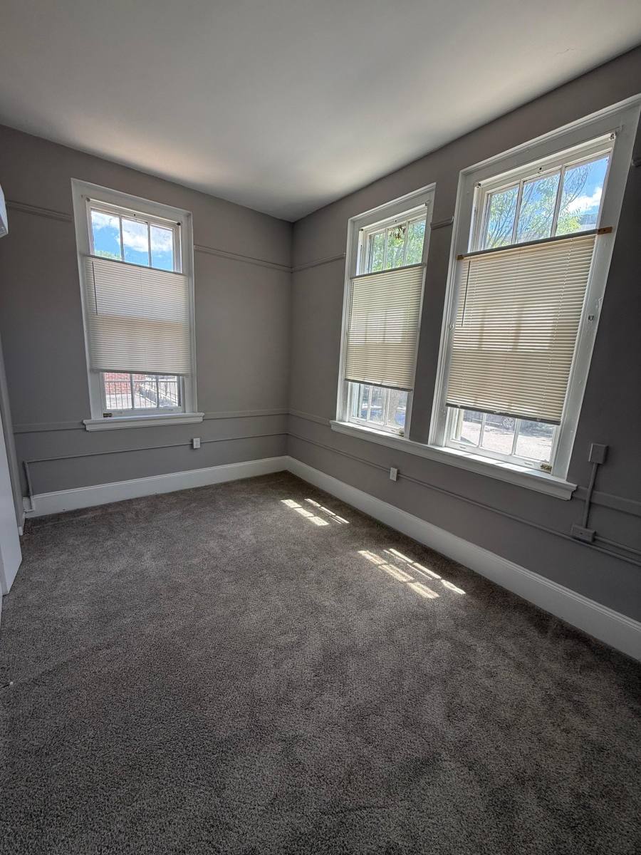 Apartment for rent at 18 W 27th St, Baltimore, MD 21218