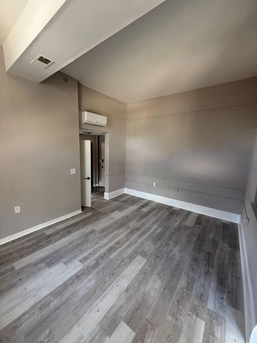 Apartment for rent at 18 W 27th St, Baltimore, MD 21218