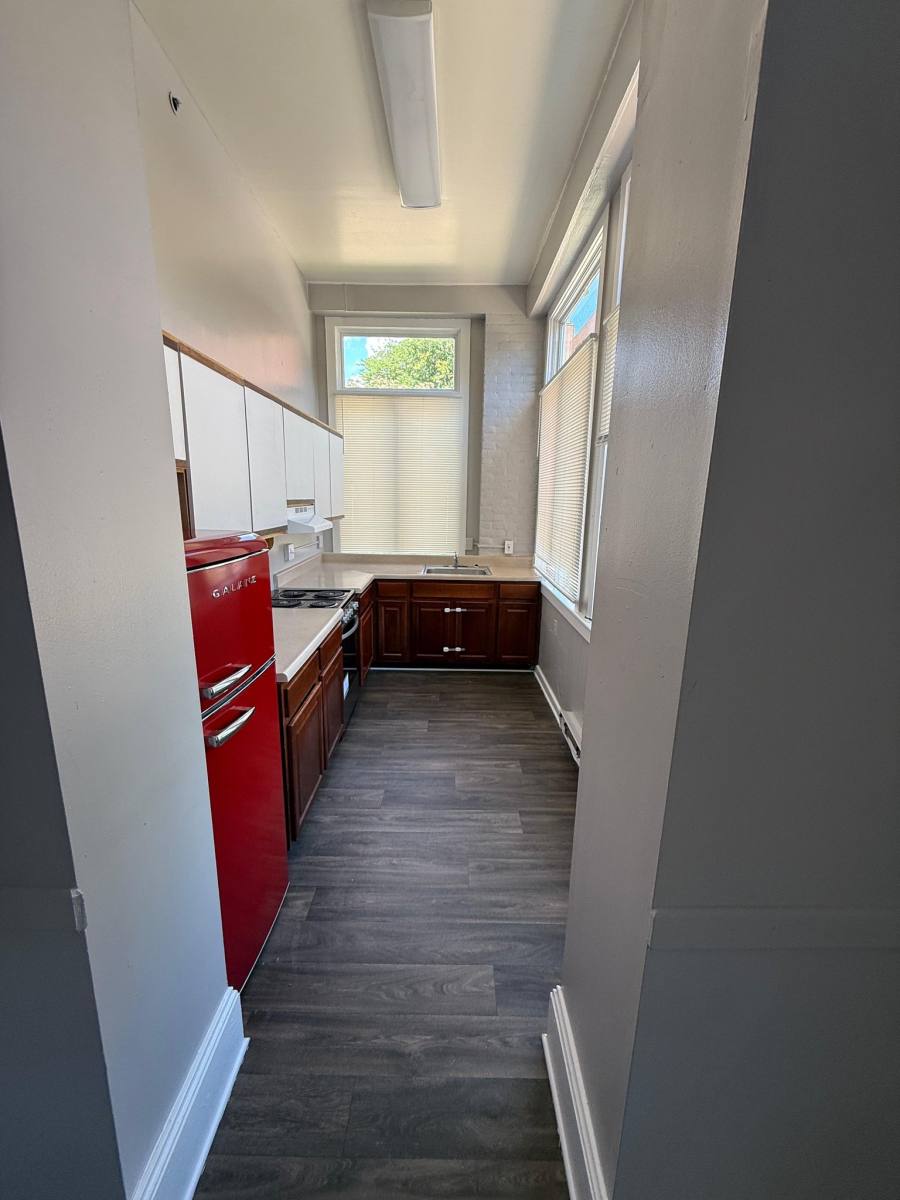 Apartment for rent at 18 W 27th St, Baltimore, MD 21218