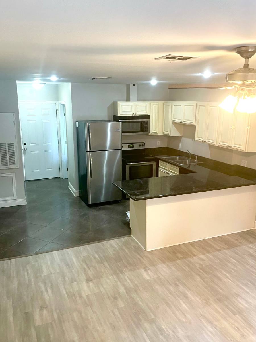 Apartment for rent at 1215 Josephine St #5, New Orleans, LA 70130