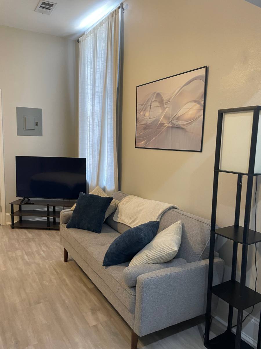 Apartment for rent at 1215 Josephine St #13, New Orleans, LA 70130
