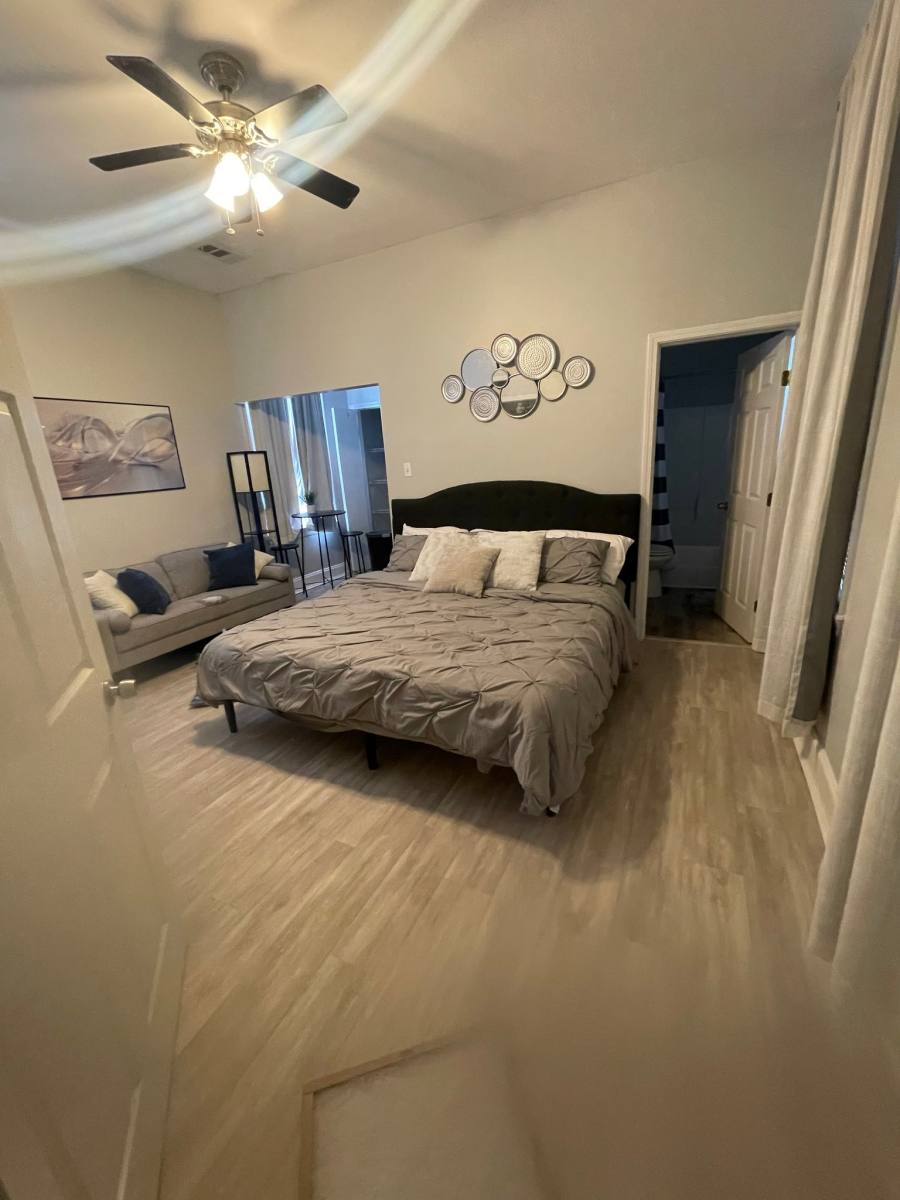 Apartment for rent at 1215 Josephine St #13, New Orleans, LA 70130