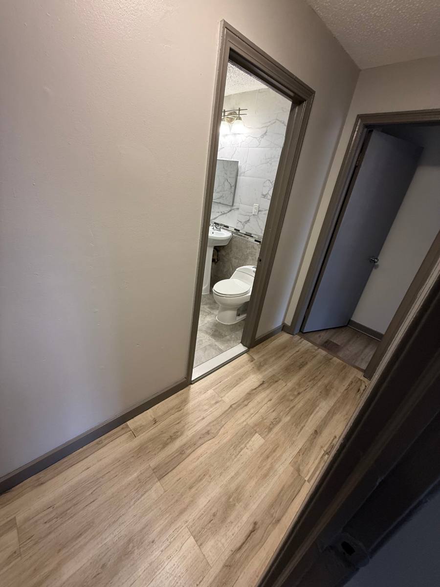 Apartment for rent at 76 Webster St, Hartford, CT 06114