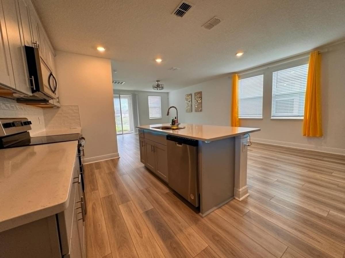 House for rent at 137 Lost Ball Dr, Daytona Beach, FL 32124
