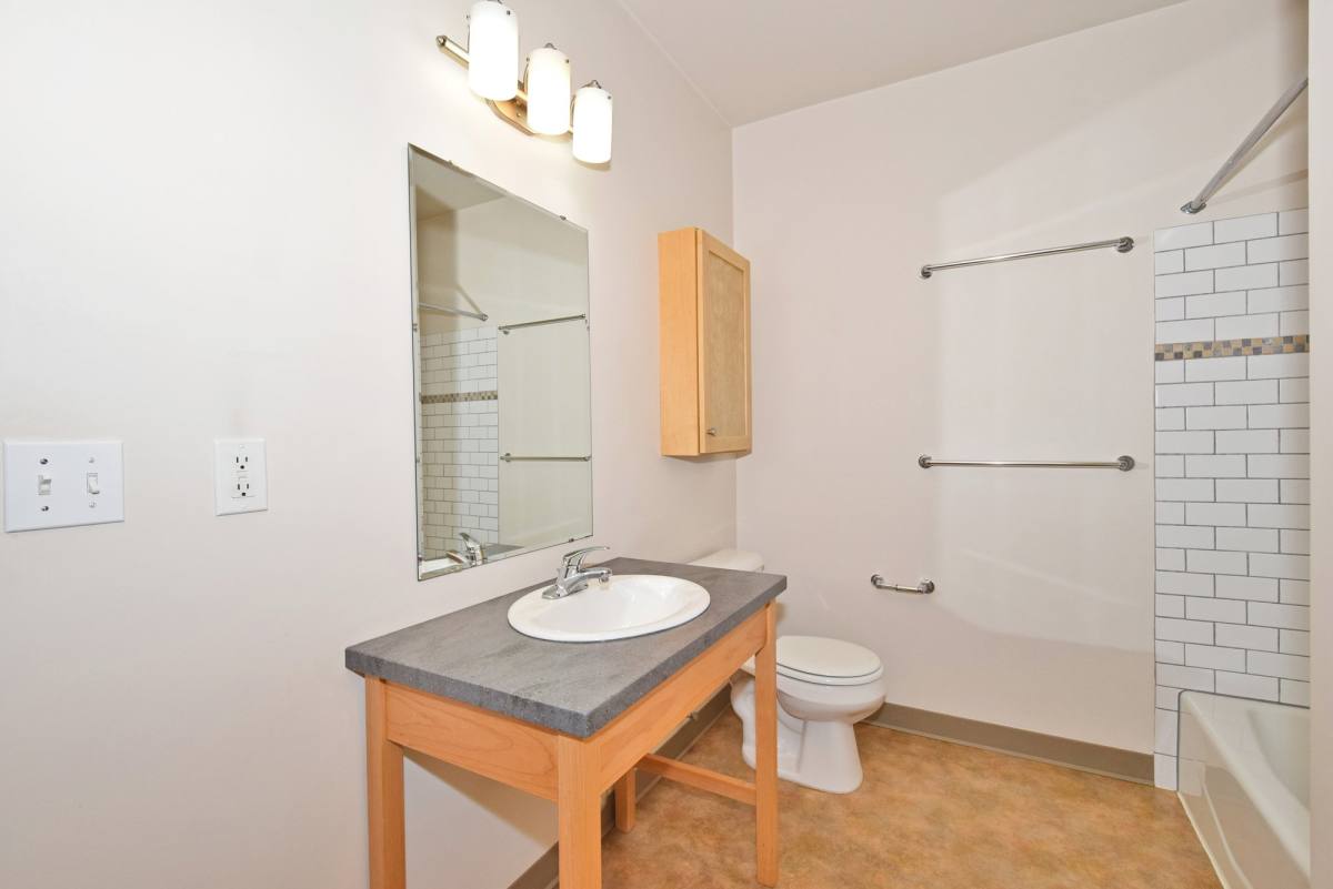 Apartment for rent at 3535 S Corbett Ave #301, Portland, OR 97239