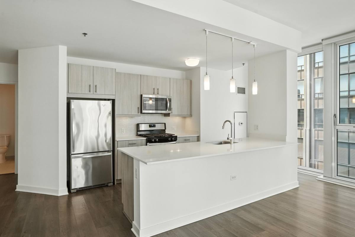 Apartment for rent at 24 W Randoph, Chicago, IL 60601