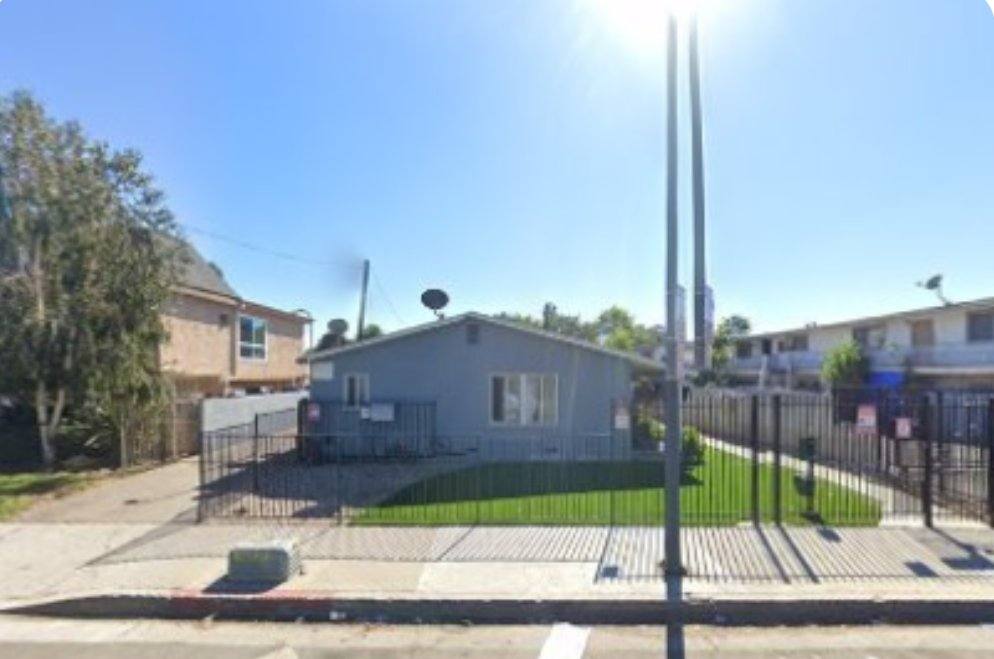 Apartment for rent at 15550 Vanowen St, Van Nuys, CA 91406