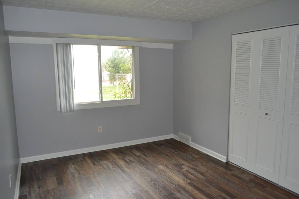 Apartment for rent at 15143 Baldwin Court #101, Cleveland, OH 44130