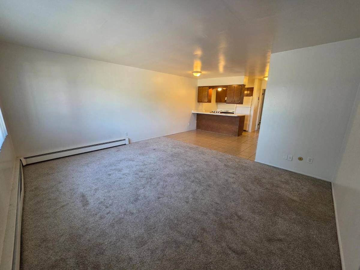 Apartment for rent at 4401 N Grand River Ave #17, Lansing, MI 48906