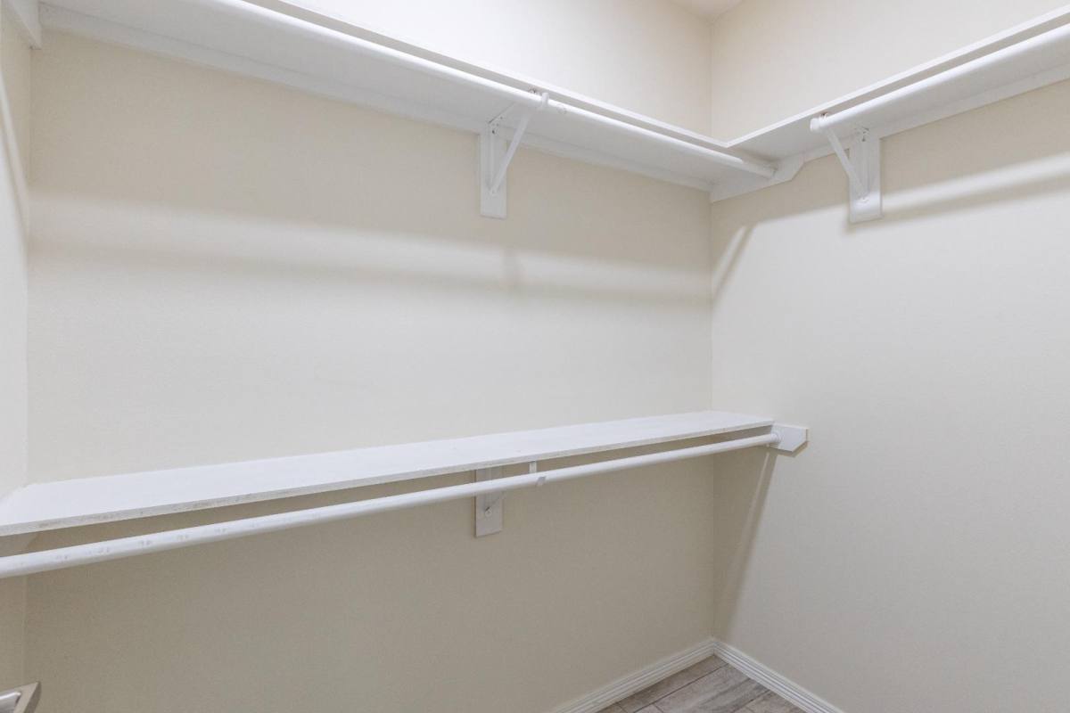 Apartment for rent at 1605 W Powell St #1, Edinburg, TX 78541