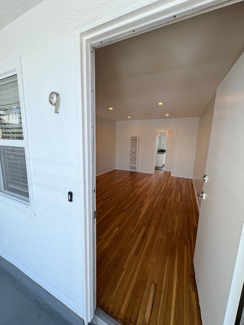 Apartment for rent at 1275 2nd St #9, Long Beach, CA 90802