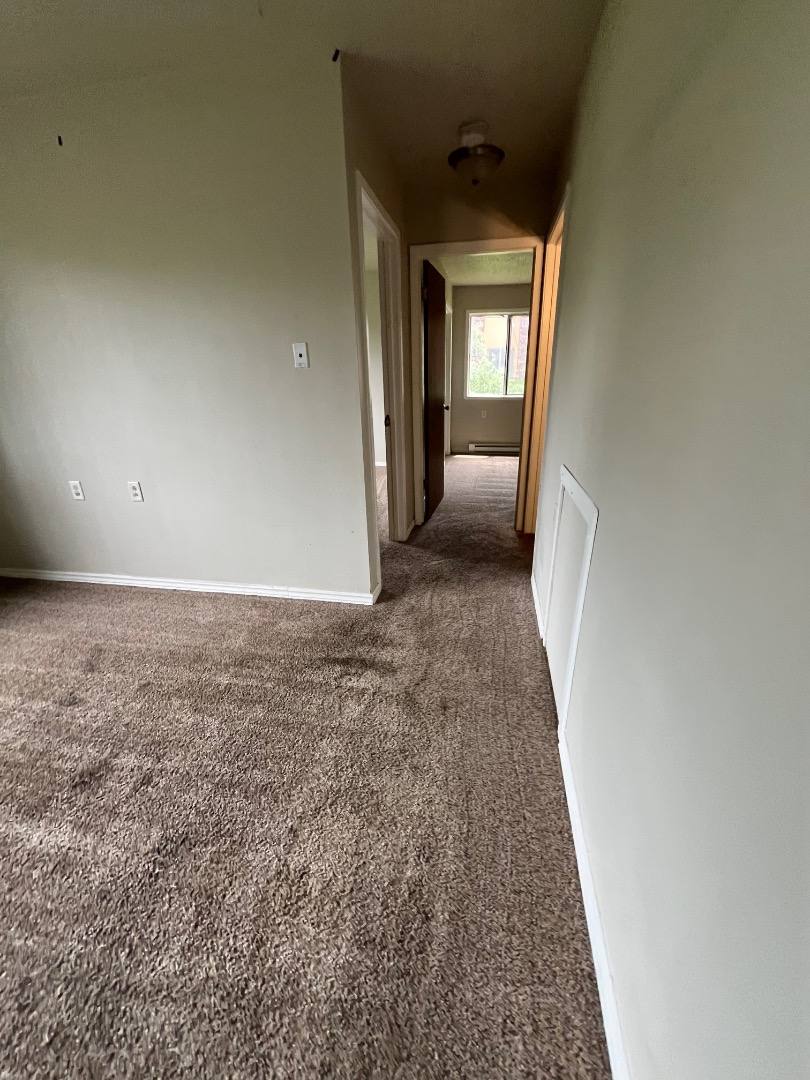 Apartment for rent at 303 Ilion Ave #6, Chariton, IA 50049