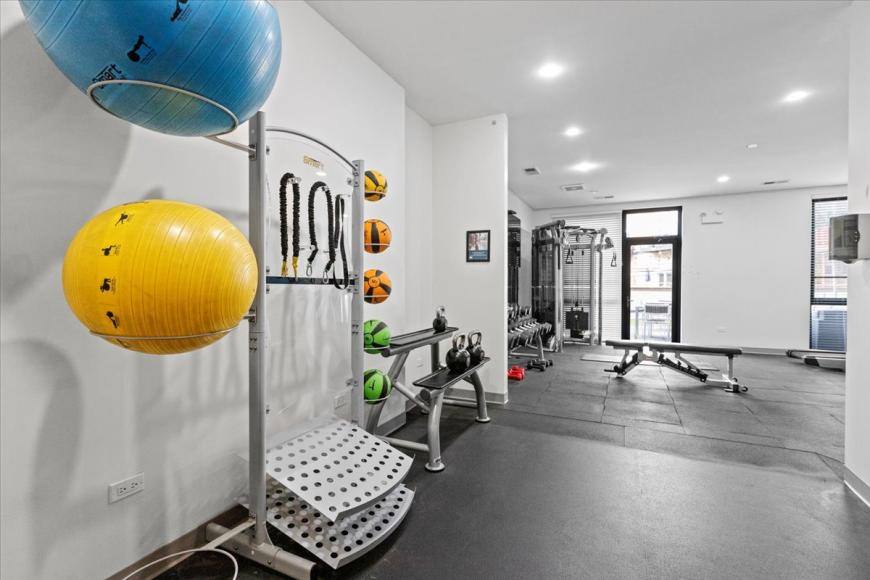 Apartment for rent at 830 N Milwaukee, Chicago, IL 60642