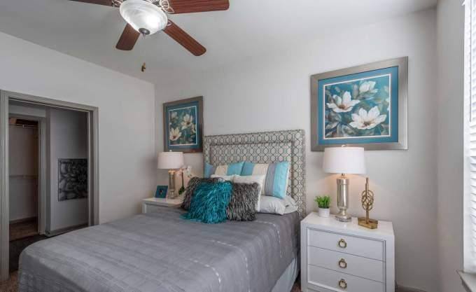Apartment for rent at 10502 Fountain Lake Dr, Stafford, TX 77477
