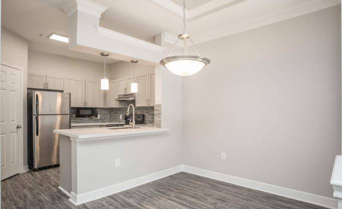 Apartment for rent at 3225 Woodland Park Dr, Houston, TX 77082