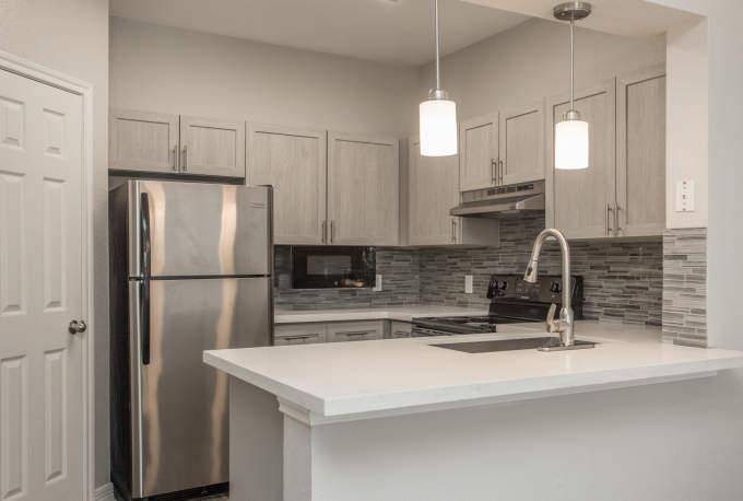 Apartment for rent at 3225 Woodland Park Dr, Houston, TX 77082