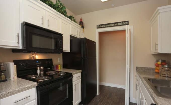 Apartment for rent at 333 Dominion Dr, Katy, TX 77450