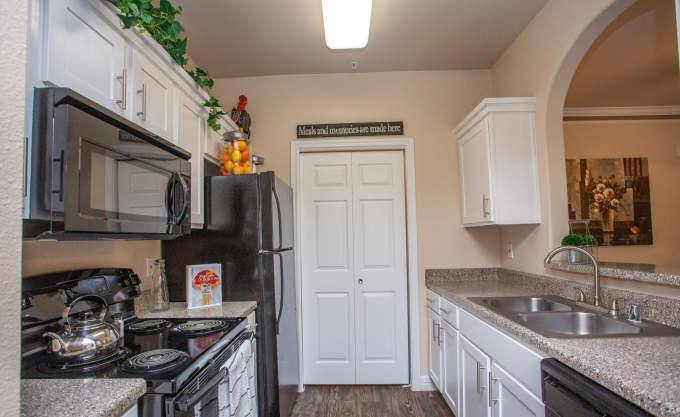 Apartment for rent at 333 Dominion Dr, Katy, TX 77450