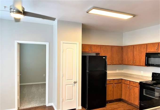 Apartment for rent at 16112 N Freeway, Houston, TX 77090