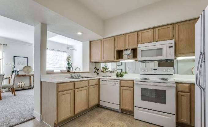 Apartment for rent at 1400 El Camino Village Dr, Houston, TX 77058